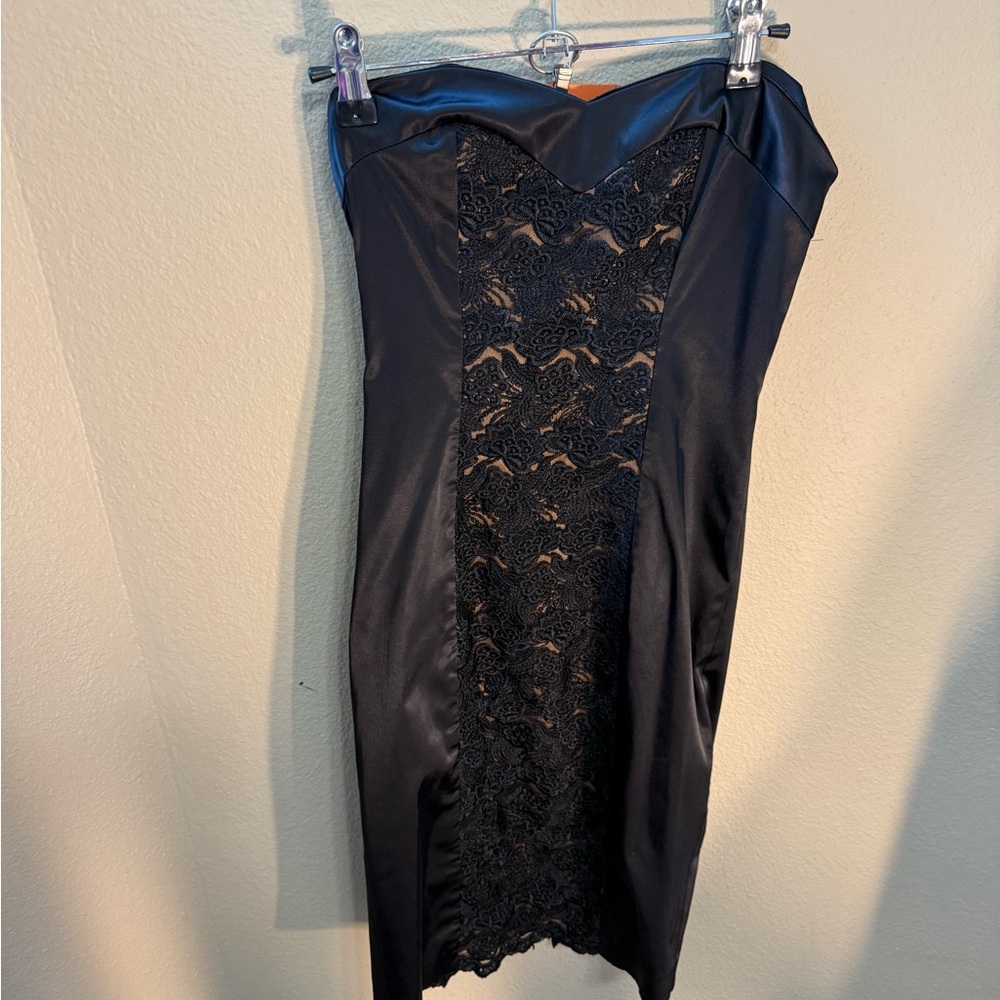 Bebe Strapless Sweetheart top Black Dress (A84)